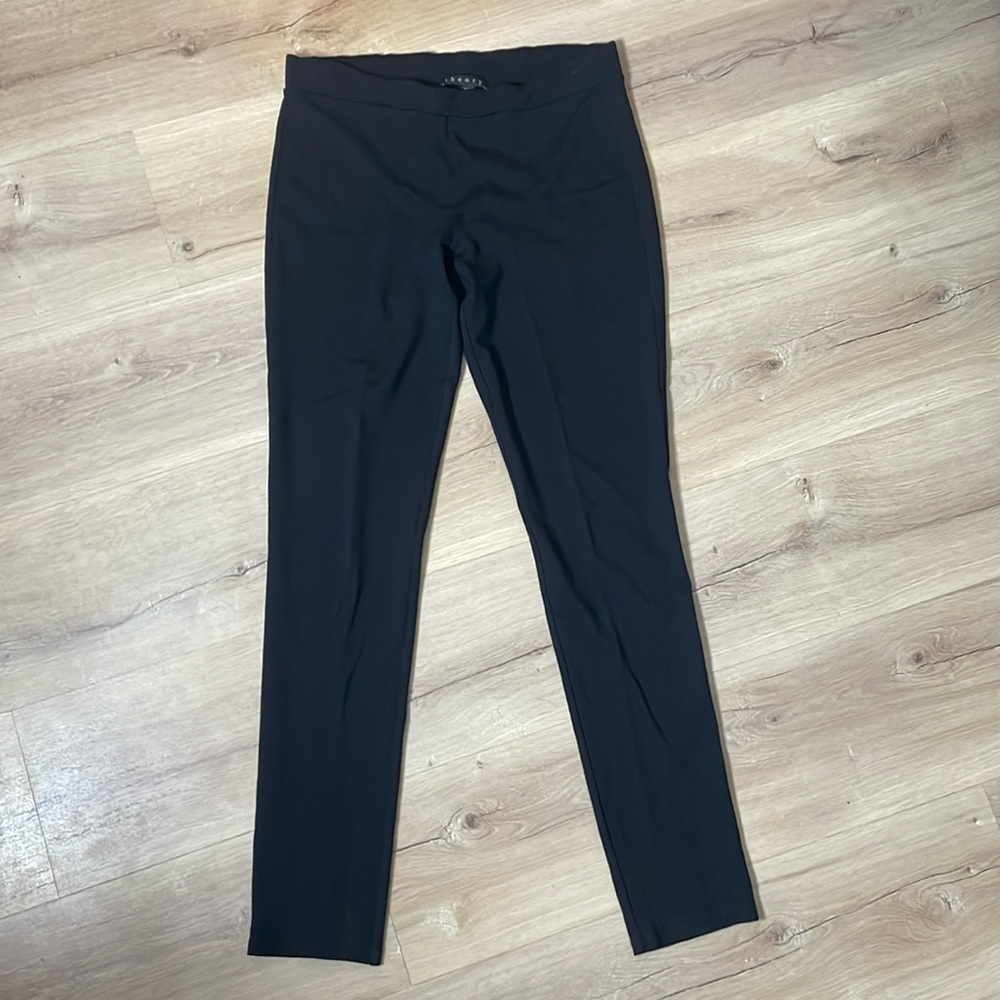 Theory Black Women's Pants. Great Used Condition! No Size Tag. Fits Medium.